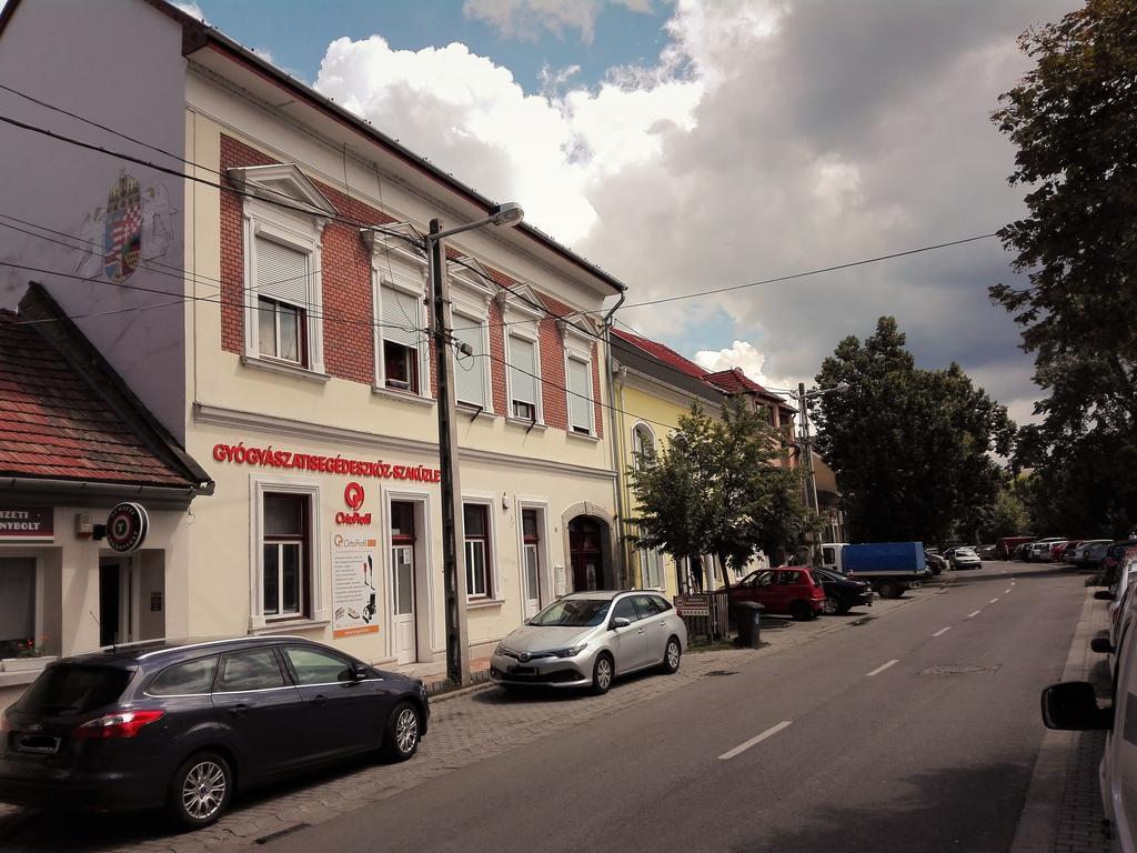 Downtown Deluxe Apartment Eger Ruang foto